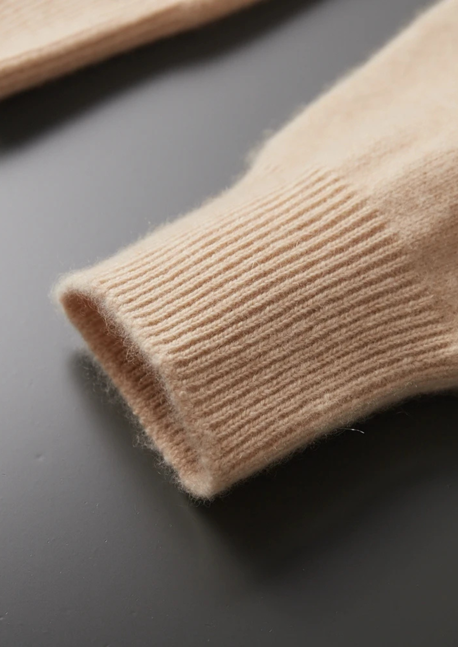 SECRET WEALTH | WOOL CLASSIC CREWNECK