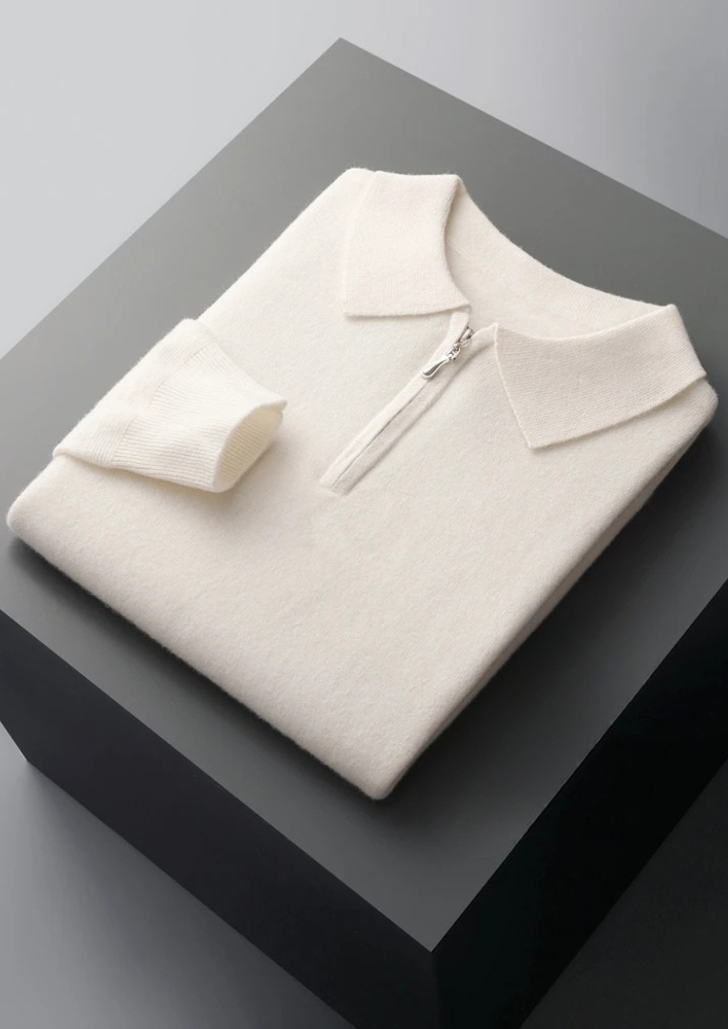SECRET WEALTH | WOOL HALF ZIP POLO