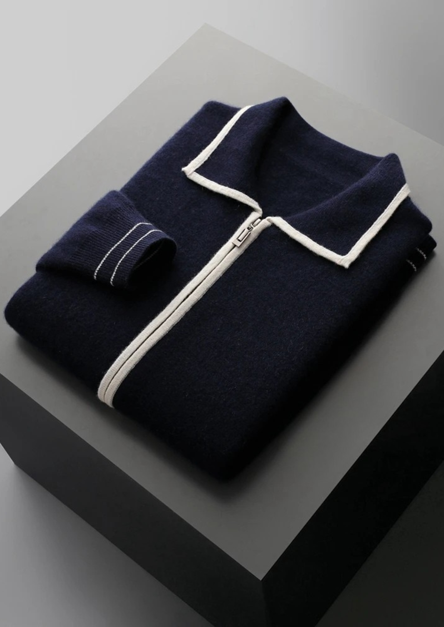 SECRET WEALTH | WOOL TWO-TONE POLO CARDIGAN