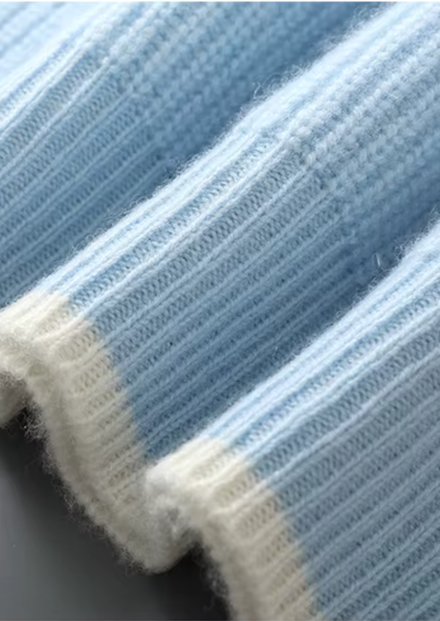 SECRET WEALTH | WOOL TWO TONE CREWNECK