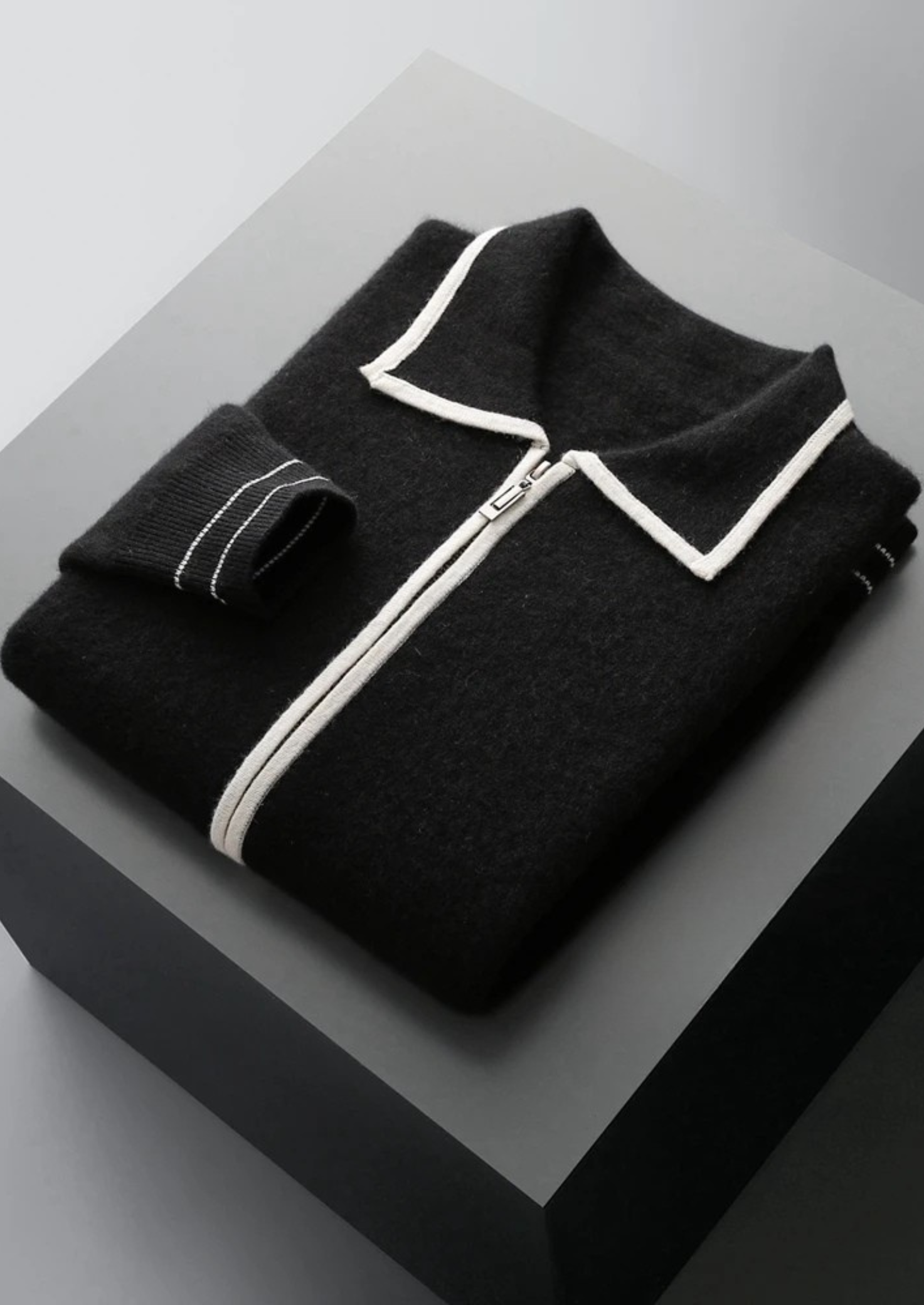 SECRET WEALTH | WOOL TWO-TONE POLO CARDIGAN