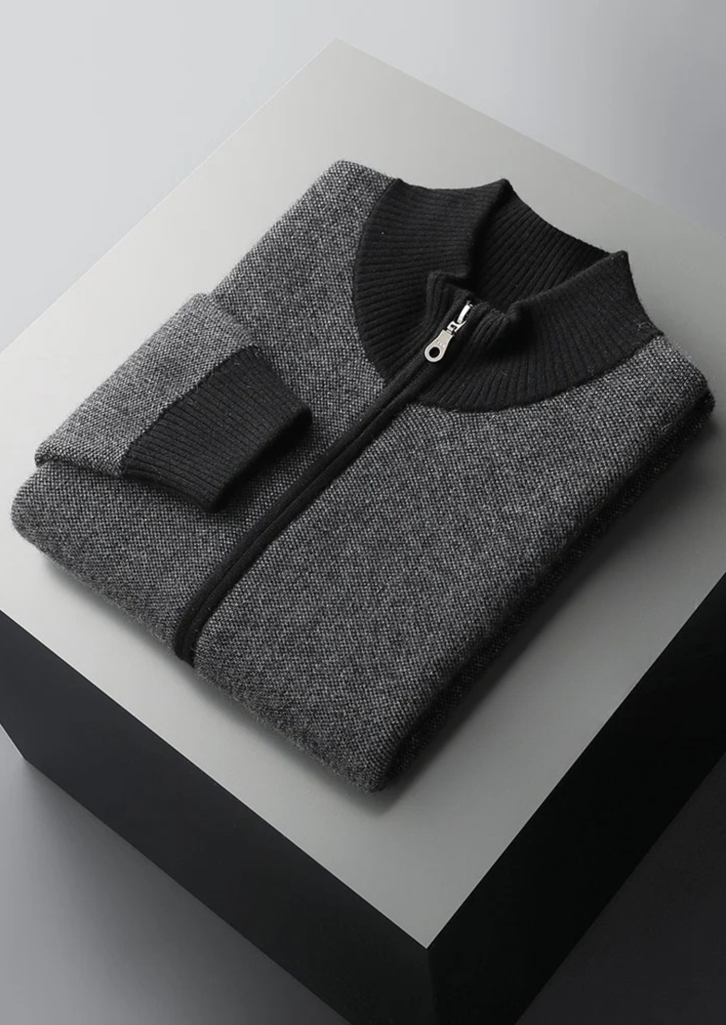 SECRET WEALTH | 100% CASHMERE JACQUARD ZIP CARDIGAN