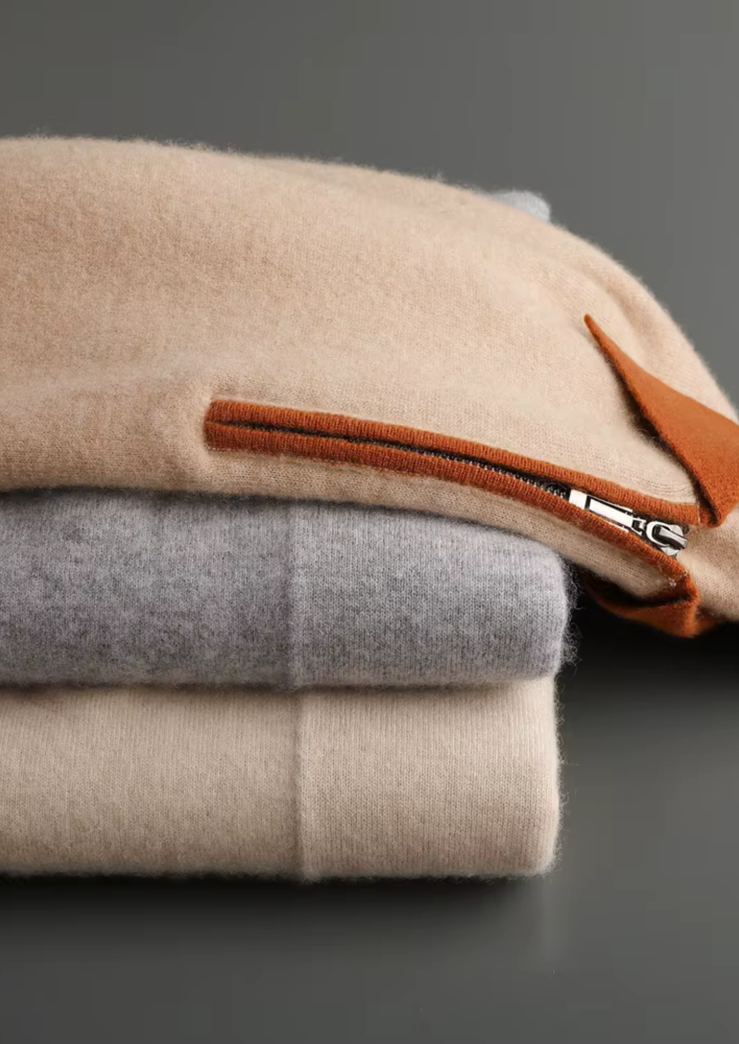 SECRET WEALTH | 100% CASHMERE TWO TONE ZIPPER POLO