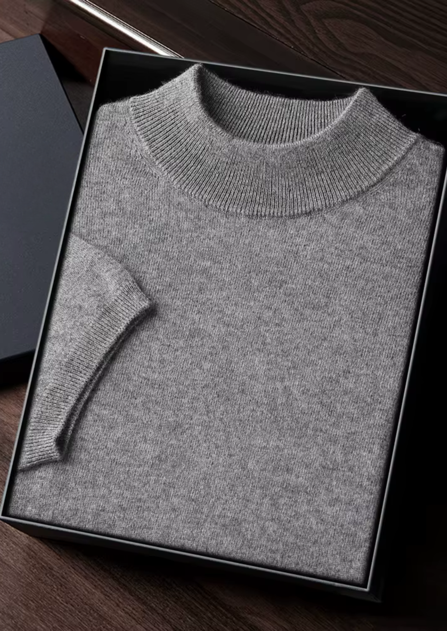 SECRET WEALTH | 100% CASHMERE MOCK NECK T-SHIRT
