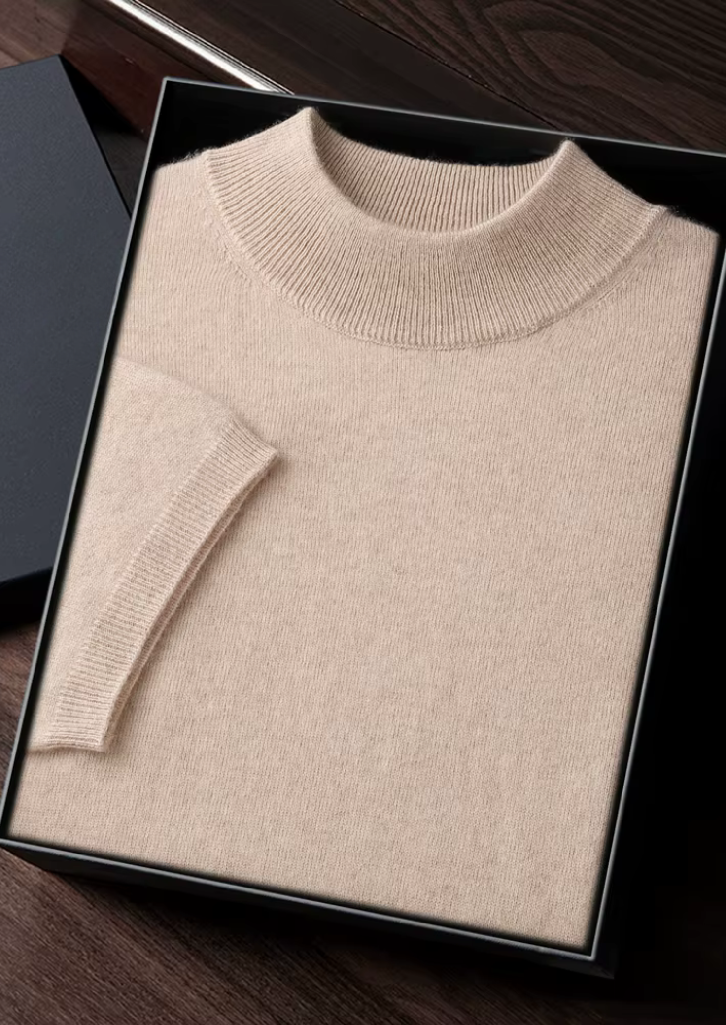 SECRET WEALTH | 100% CASHMERE MOCK NECK T-SHIRT