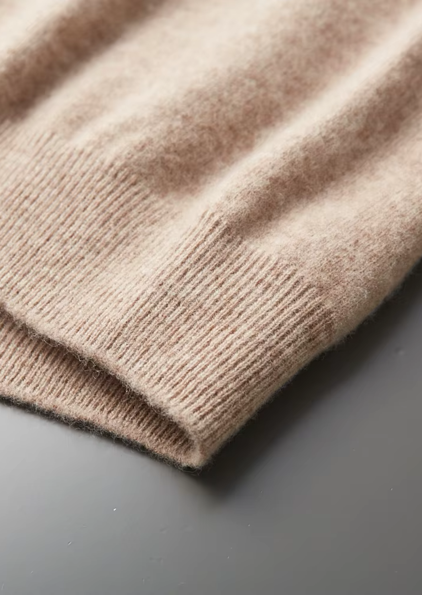 SECRET WEALTH | WOOL CLASSIC ROLLNECK