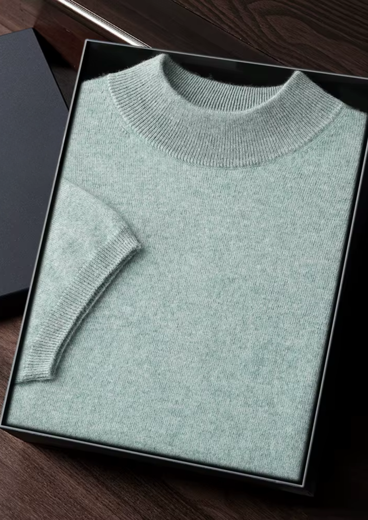 SECRET WEALTH | 100% CASHMERE MOCK NECK T-SHIRT
