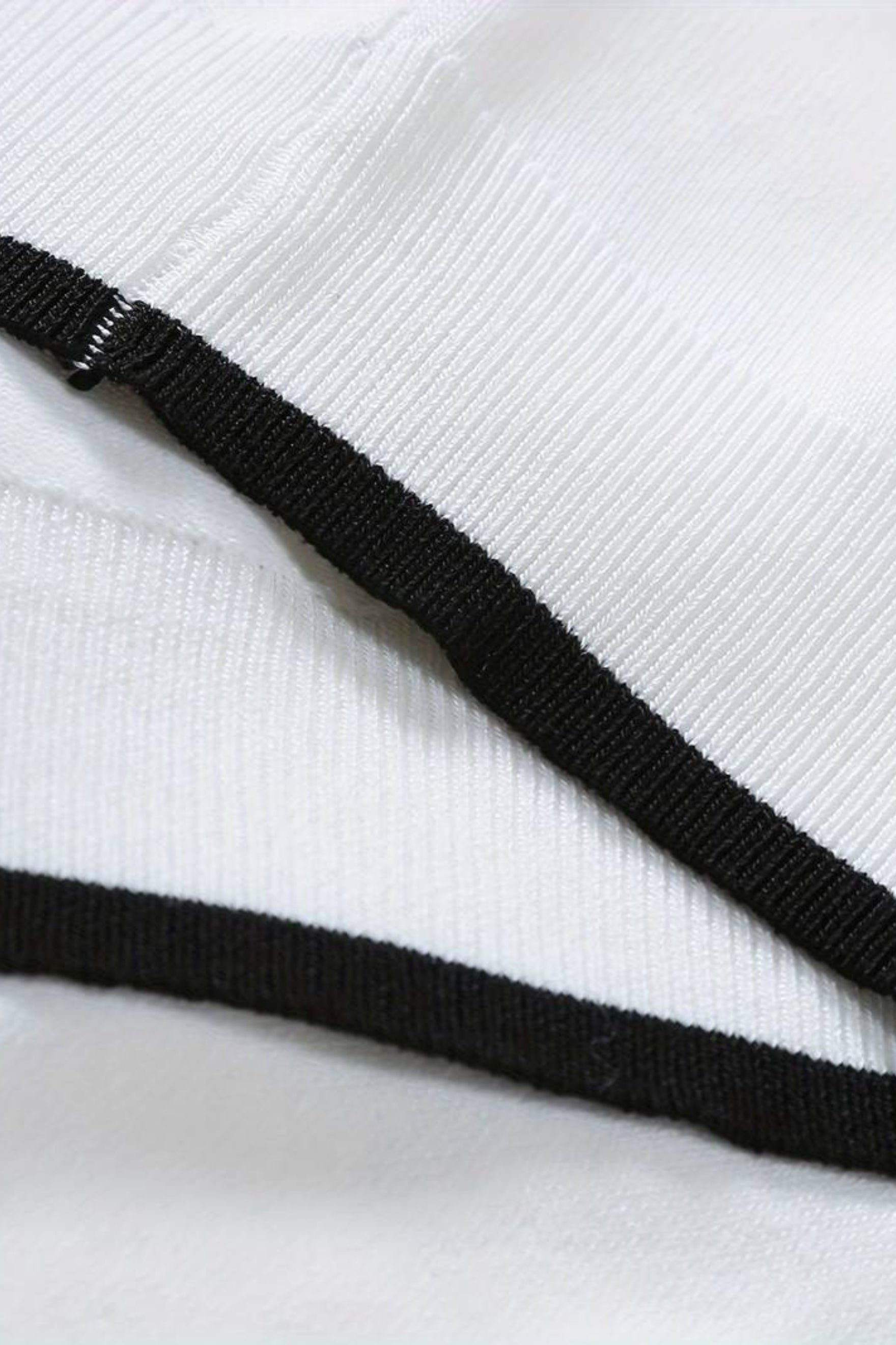 SECRET WEALTH | Knitted Quarter Zip Golf Polo