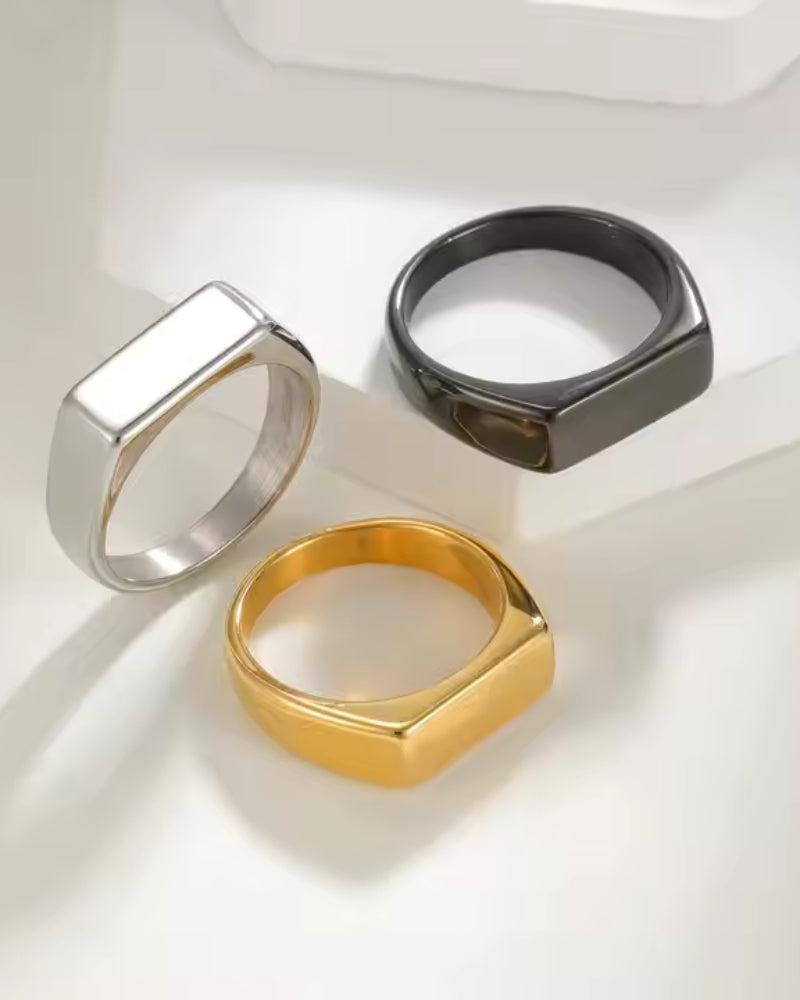 SuperWealth | Ring