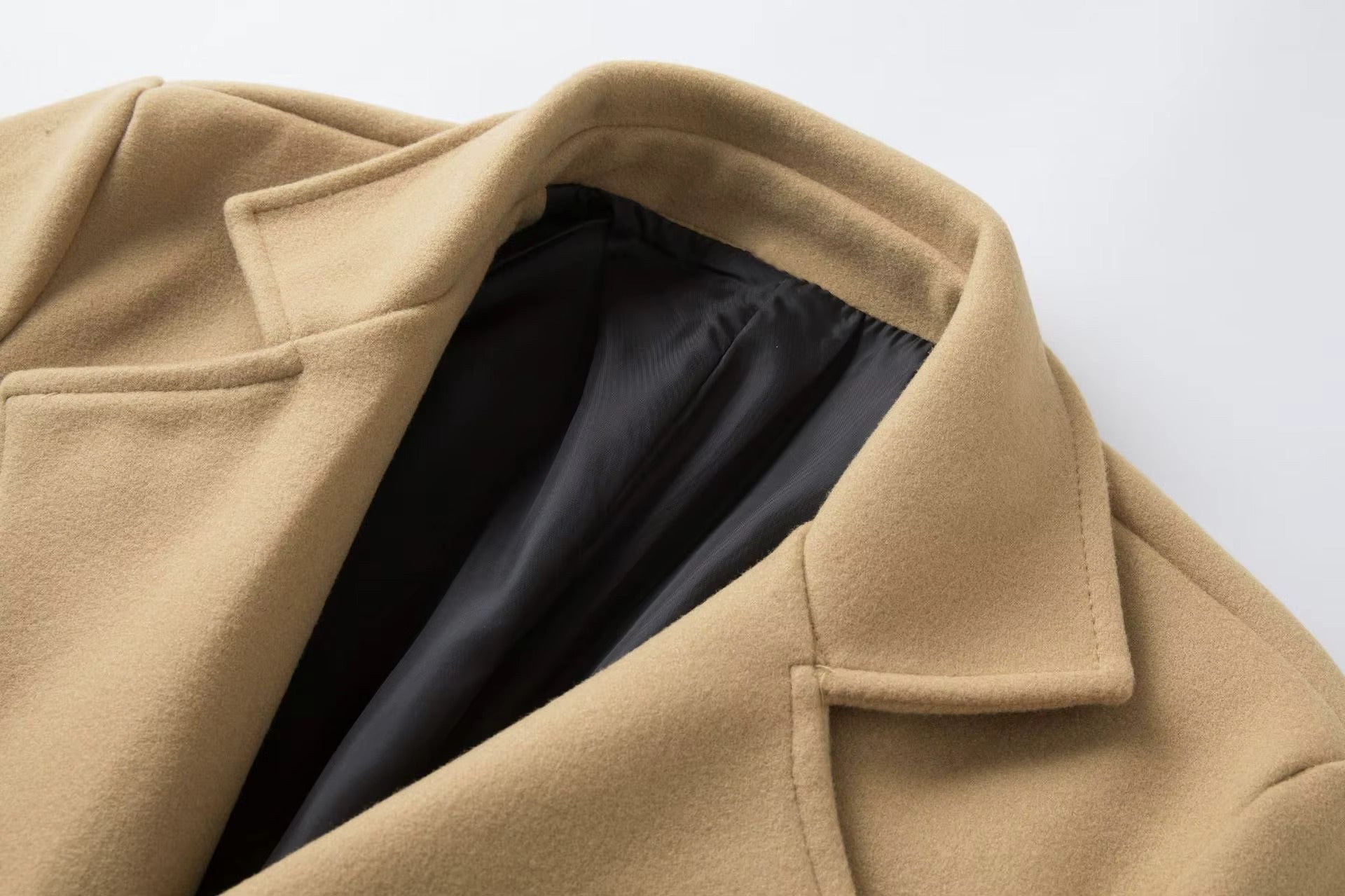 SECRET WEALTH | GENTLEMAN COAT