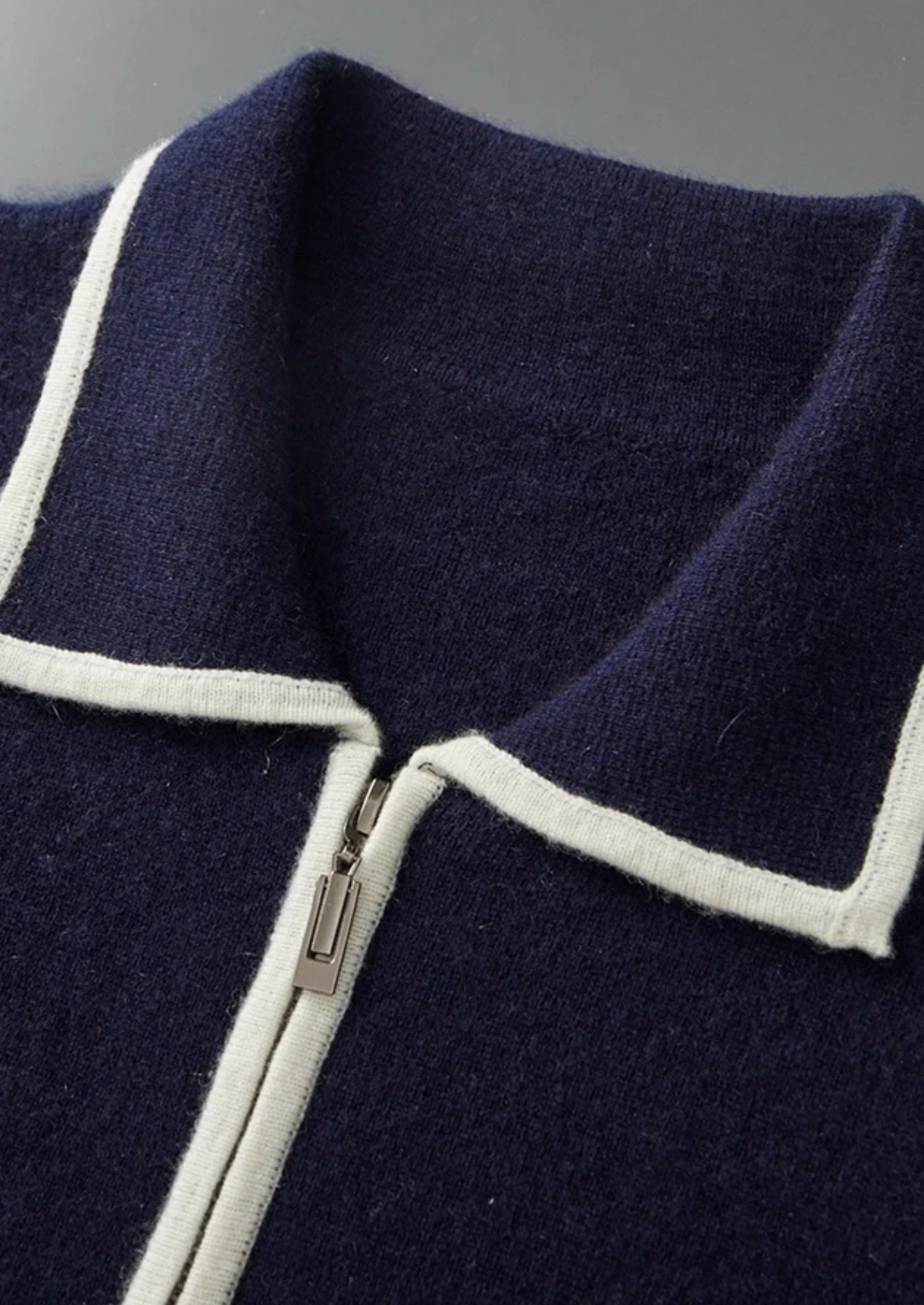 SECRET WEALTH | WOOL TWO-TONE POLO CARDIGAN