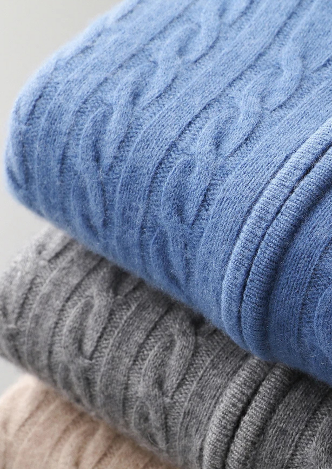 SecretWealth | Cable Knit Zip Hoodie