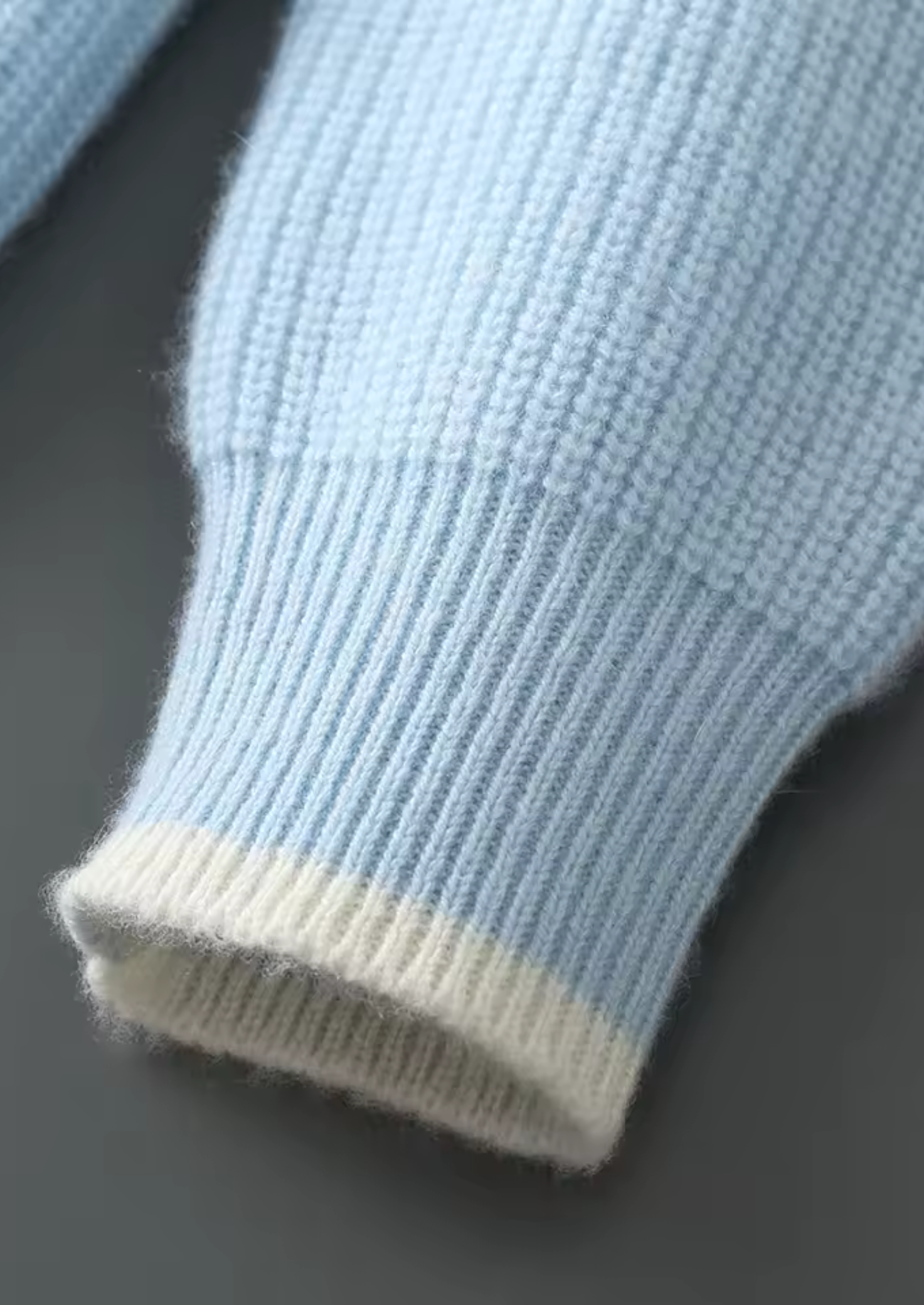 SECRET WEALTH | WOOL TWO TONE CREWNECK