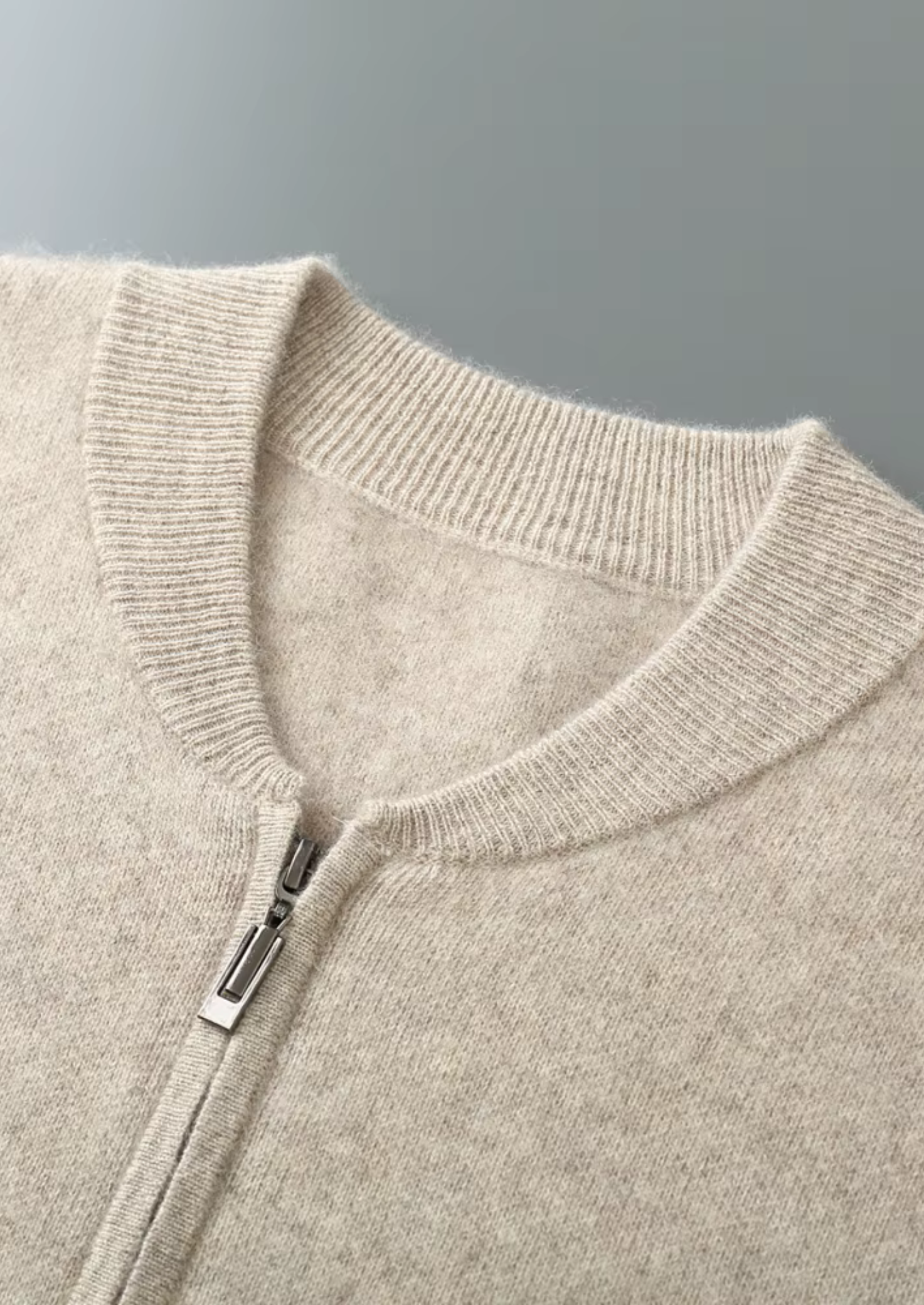 SECRET WEALTH | WOOL V-NECK CARDIGAN