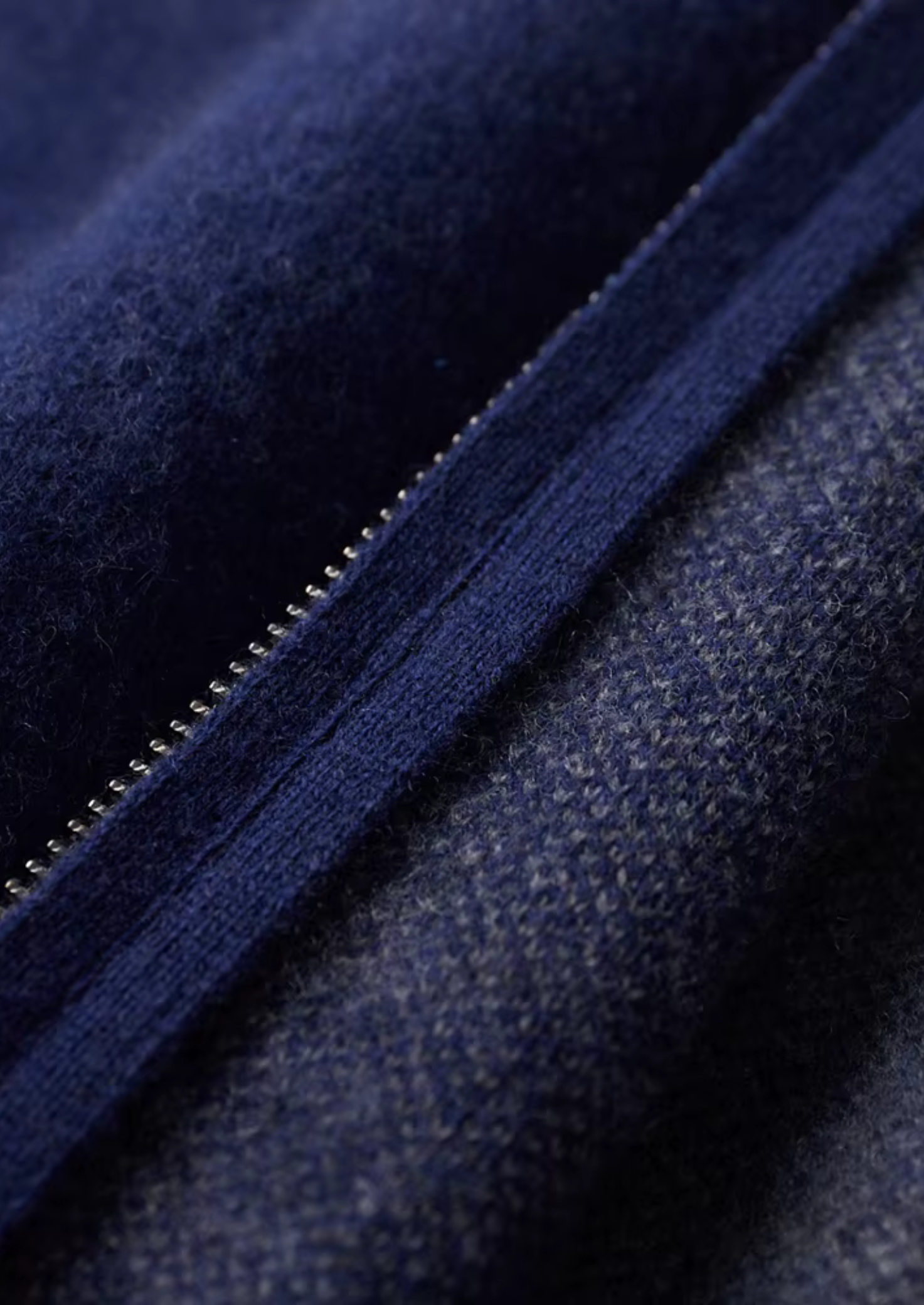 SECRET WEALTH | 100% CASHMERE LEISURE TRACKSUIT