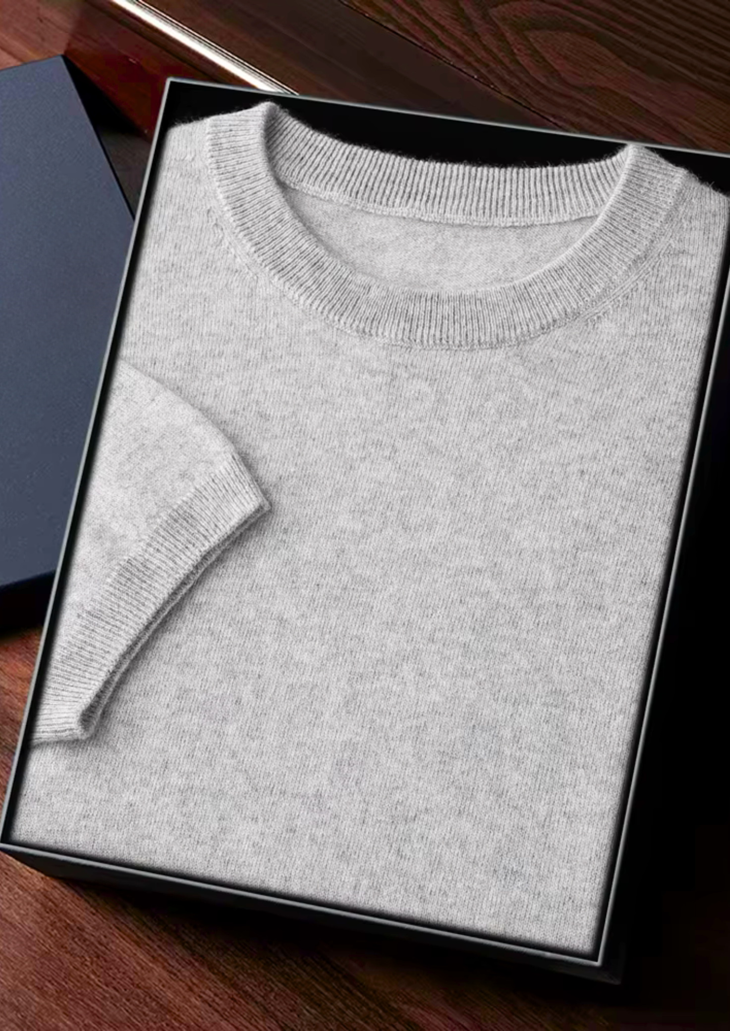 SECRET WEALTH | 100% CASHMERE CLASSIC CREWNECK T-SHIRT