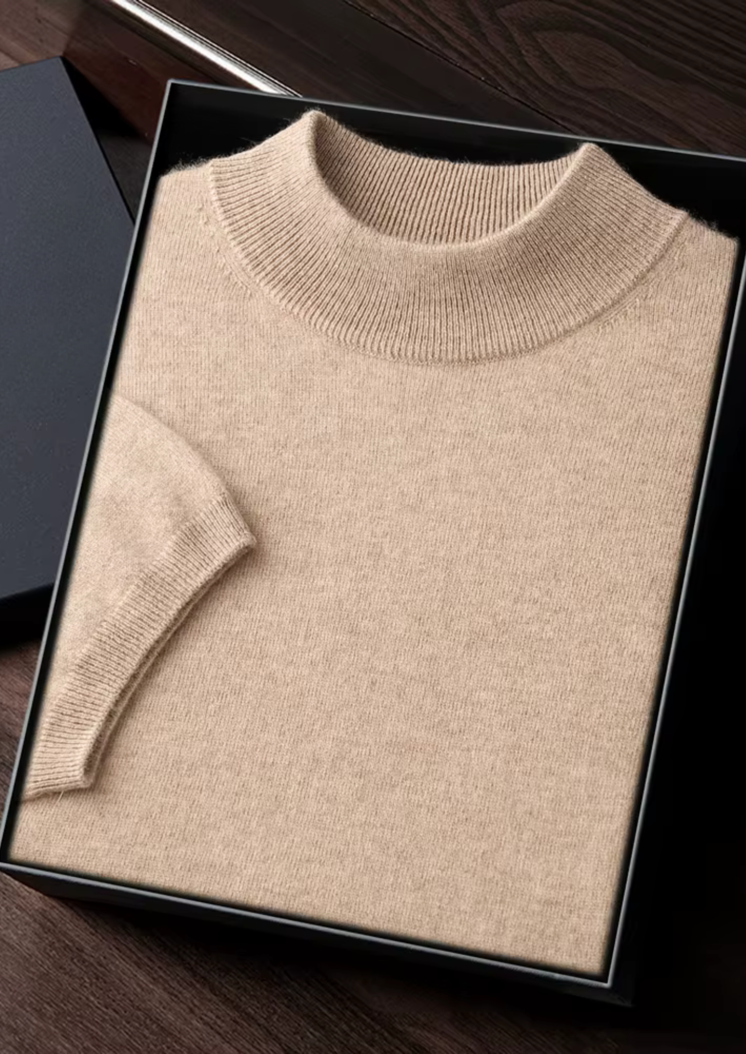 SECRET WEALTH | 100% CASHMERE MOCK NECK T-SHIRT