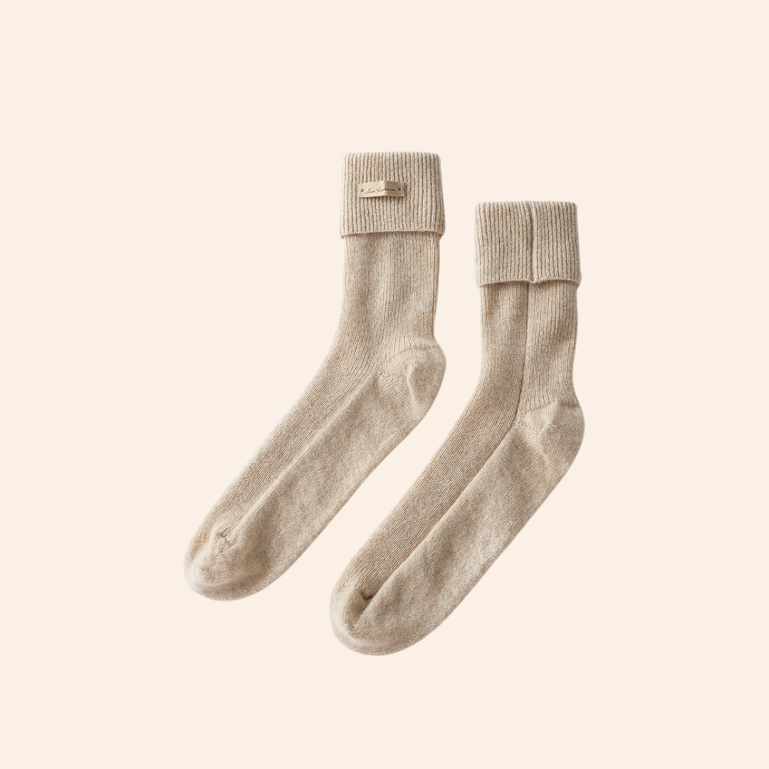 SECRET WEALTH | 100% CASHMERE SOCKS