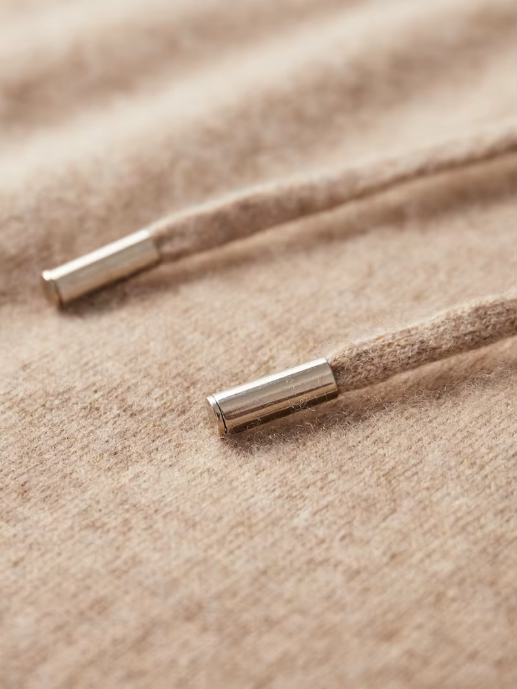 SECRET WEALTH | 100% CASHMERE HOODED SWEATER